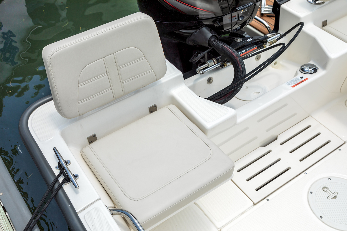 Boston Whaler 170 Montauk — foto 21 van 44
