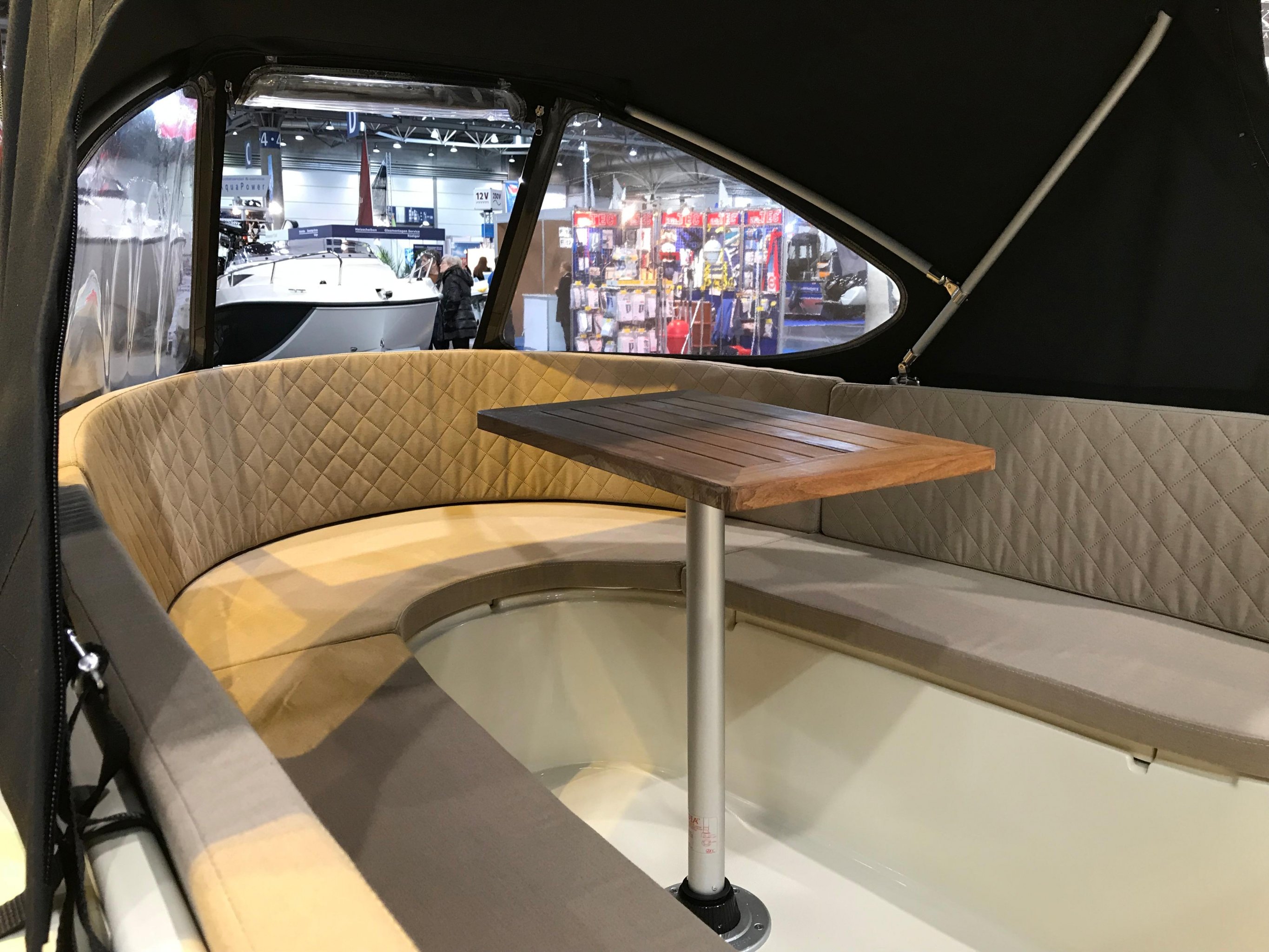 Valory 475 DE GROOTSTE SLOEPENSHOWROOM VAN NEDERLAND — foto 12 van 12