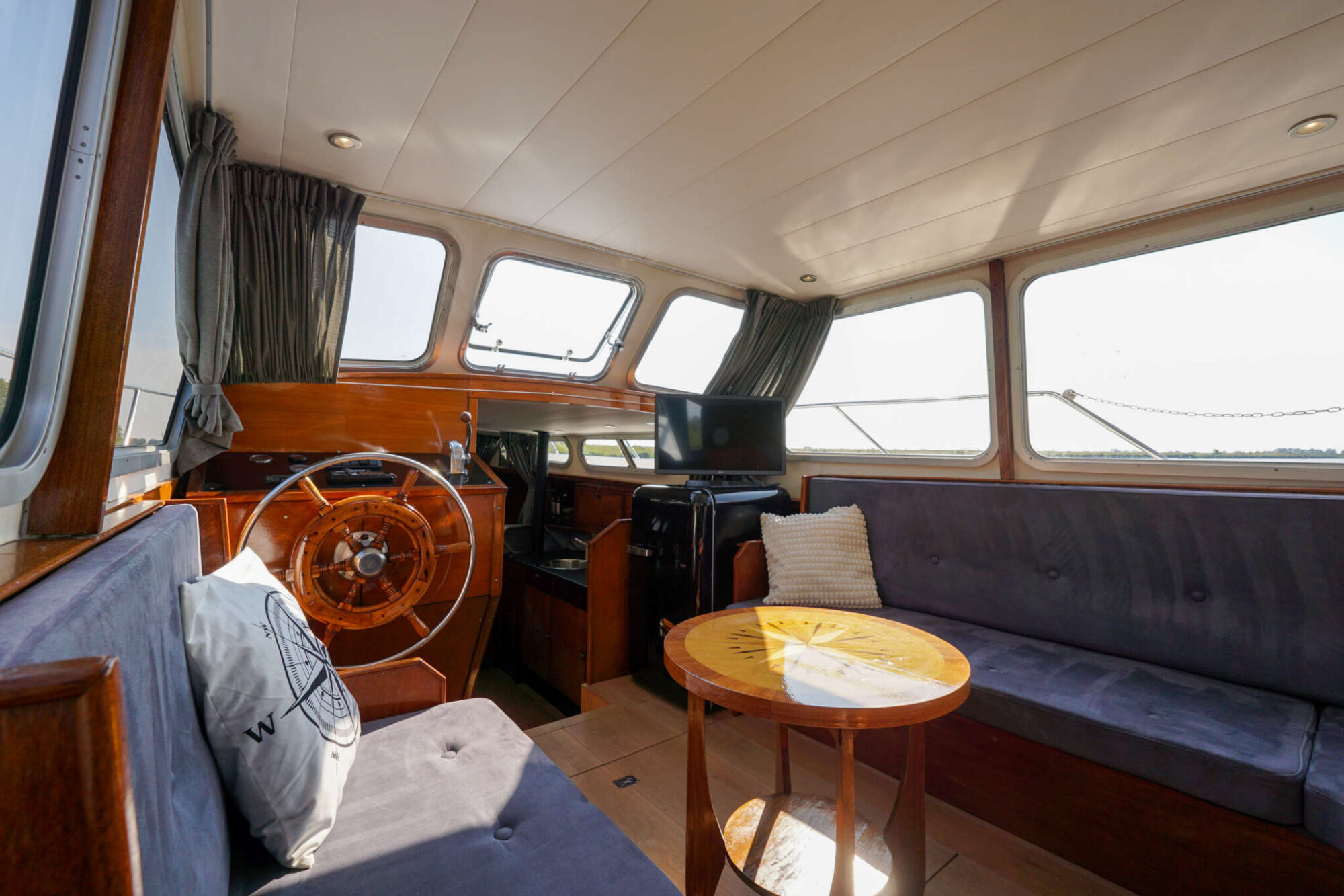 Valkkruiser 10.50 AK Cabrio — foto 11 van 57