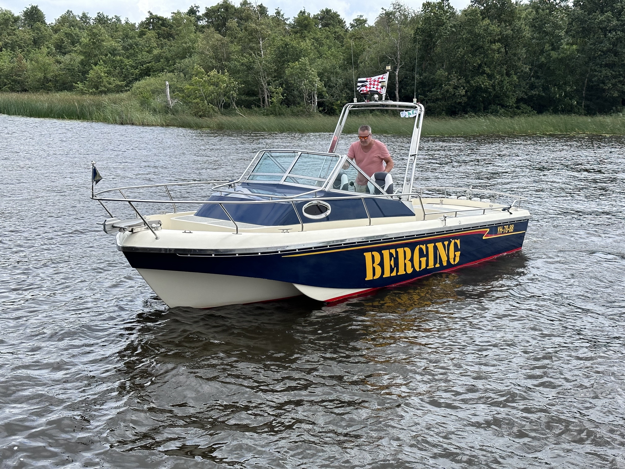 Sport Wellcraft (USA)Fisherman 24
