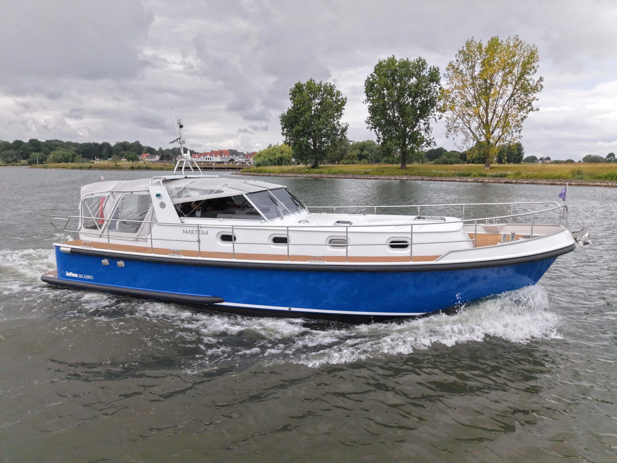 Jetten38 Cabrio