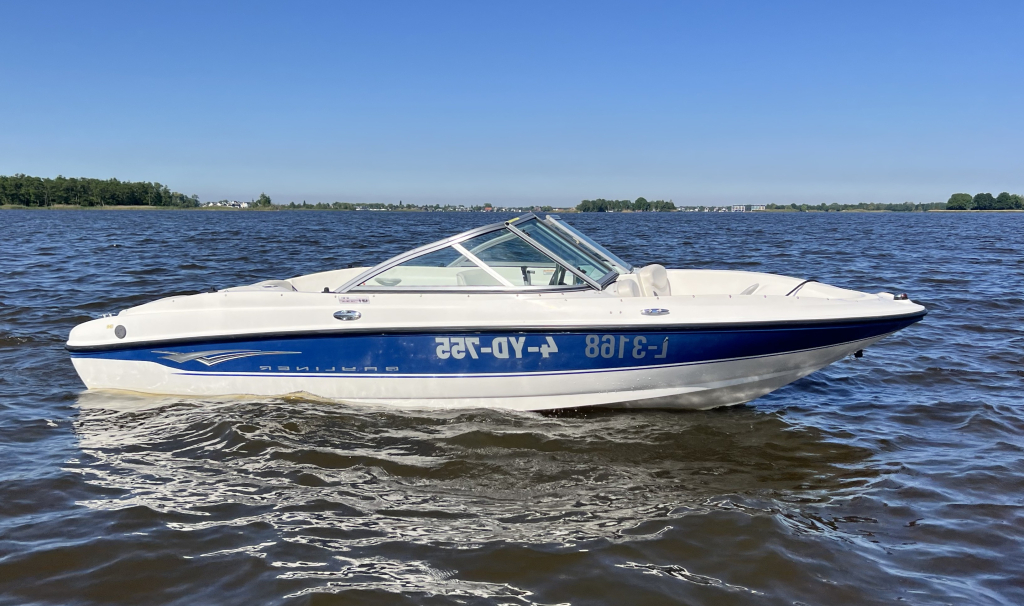 Bayliner 175 Bowrider — foto 3 van 11