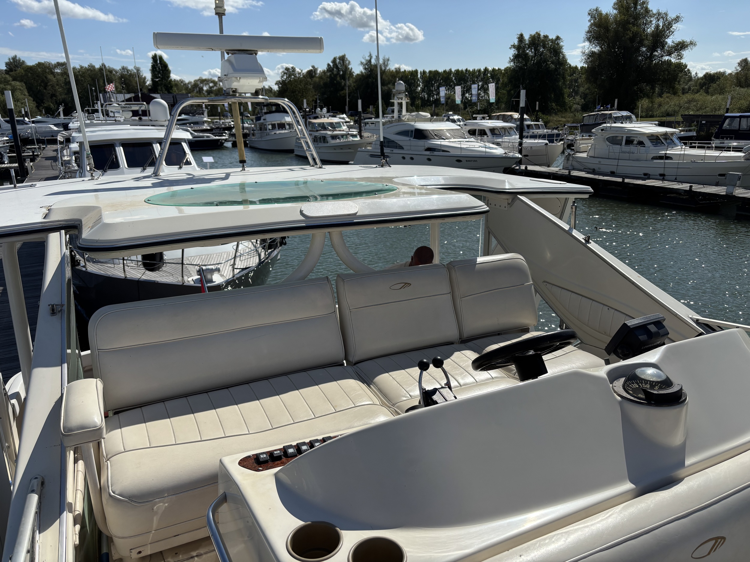 Maxum 4100 SCA — foto 4 van 35