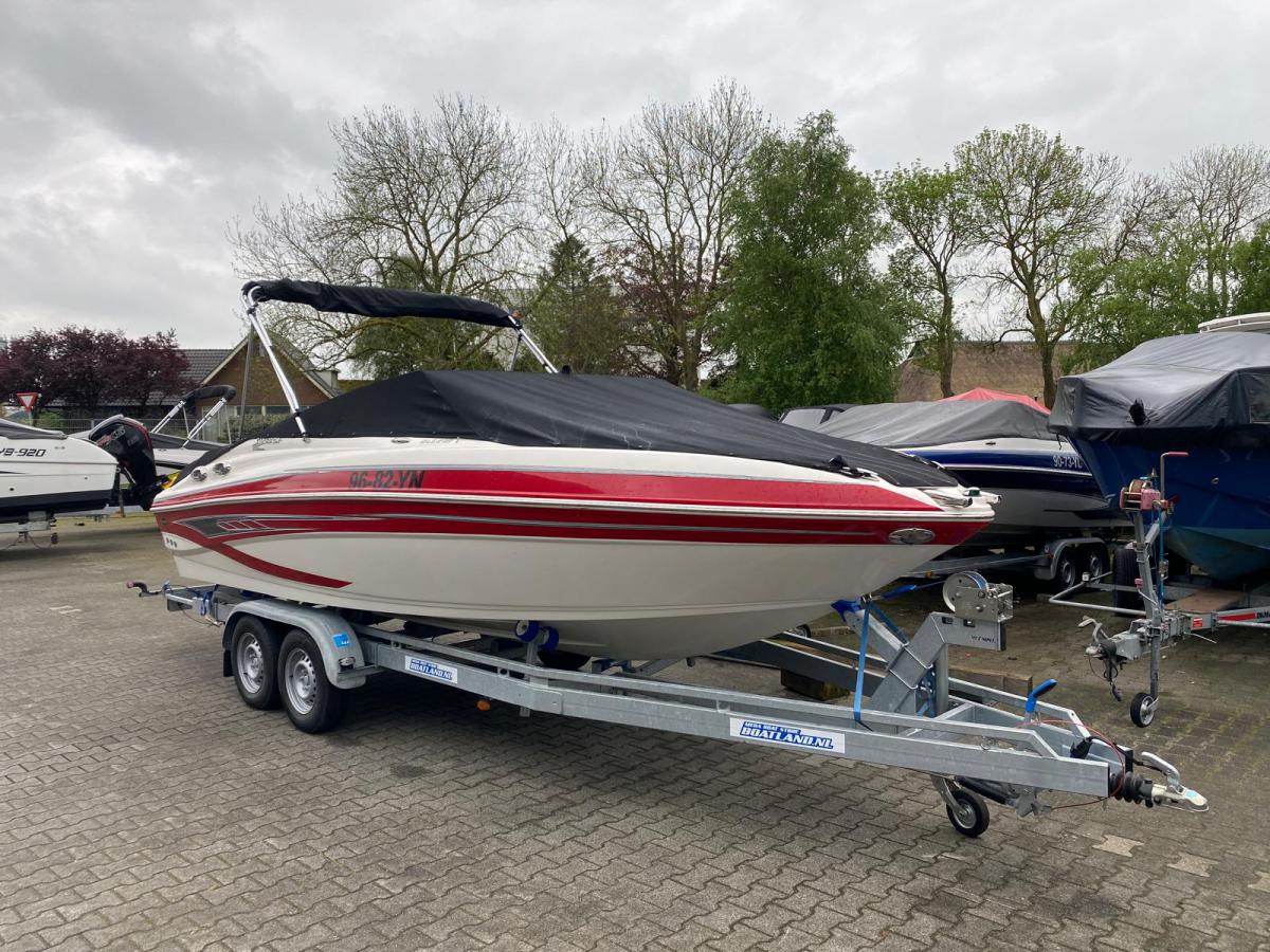 Glastron GLS 215 Bowrider — foto 3 van 10