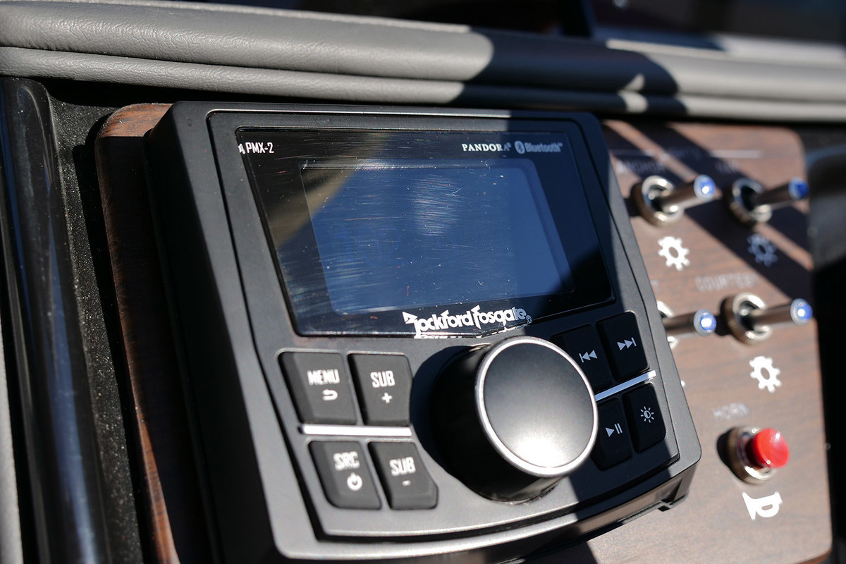 Sea Ray SPX 230 — foto 25 van 42