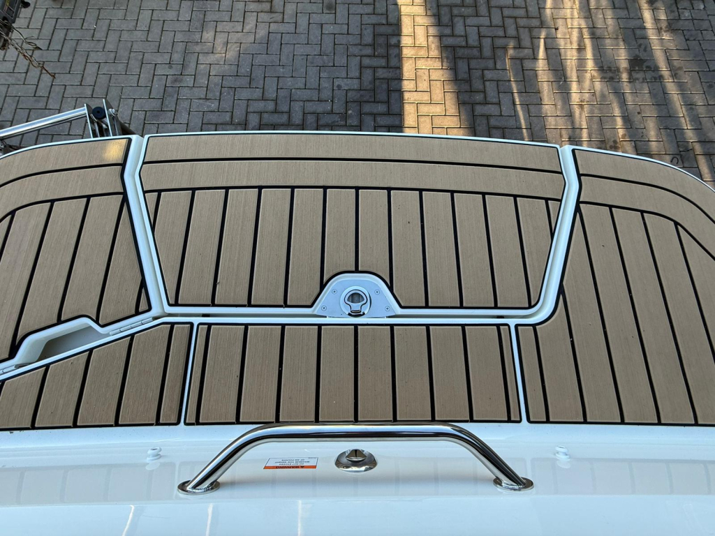 Sea Ray SDX 230 — foto 6 van 22