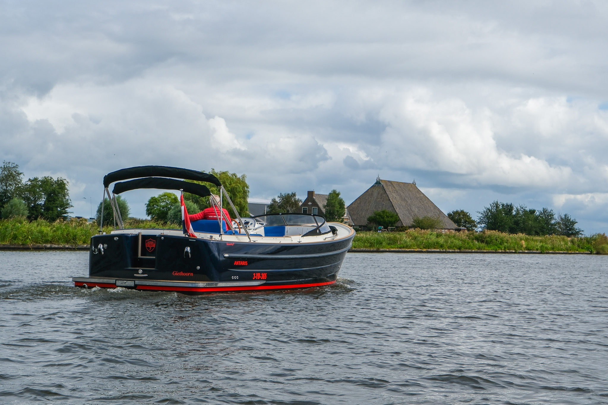 Antaris Seventy7 Sport — foto 5 van 12