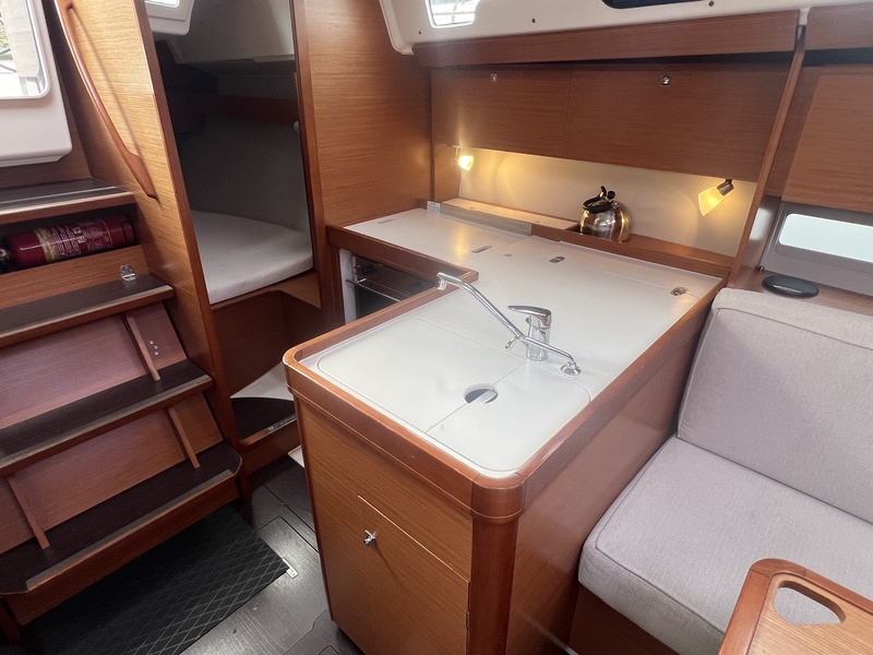 Dufour 360 GL — foto 12 van 45