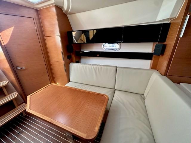 Bavaria Sport 330 — foto 17 van 20