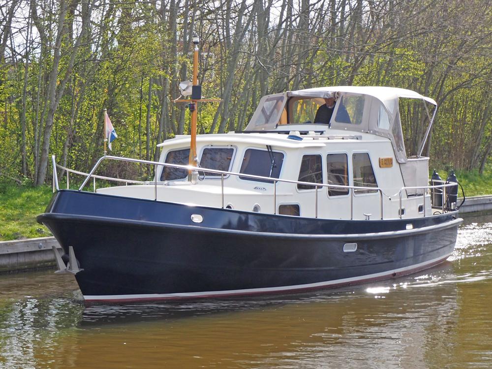 Jachtwerf De Jong, Uitwellingerga (casco) Gillissen Stevenvlet 1065 AK — foto 6 van 11