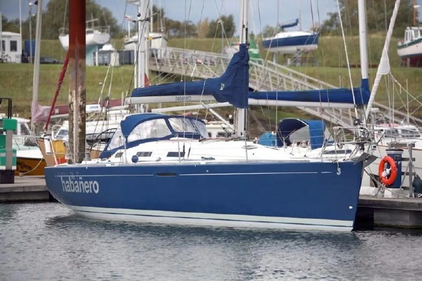 Beneteau First 36.7 — foto 2 van 11