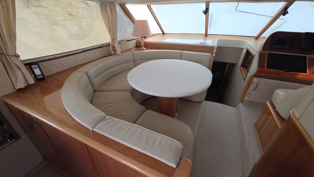 PRINCESS 20M - BluYachting — foto 8 van 12