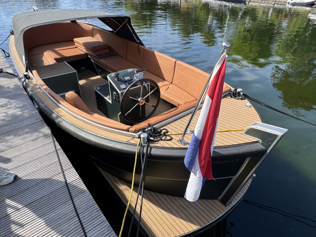 AluShip E-700 sloep — foto 6 van 32
