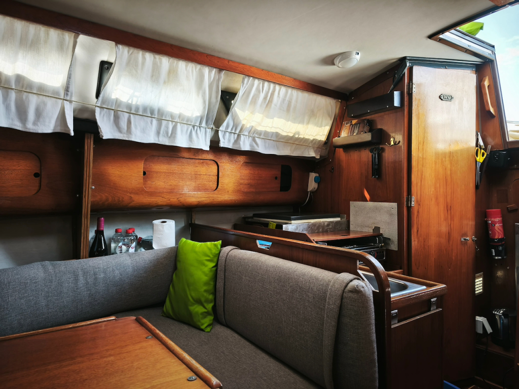 Bavaria  890 — foto 12 van 23