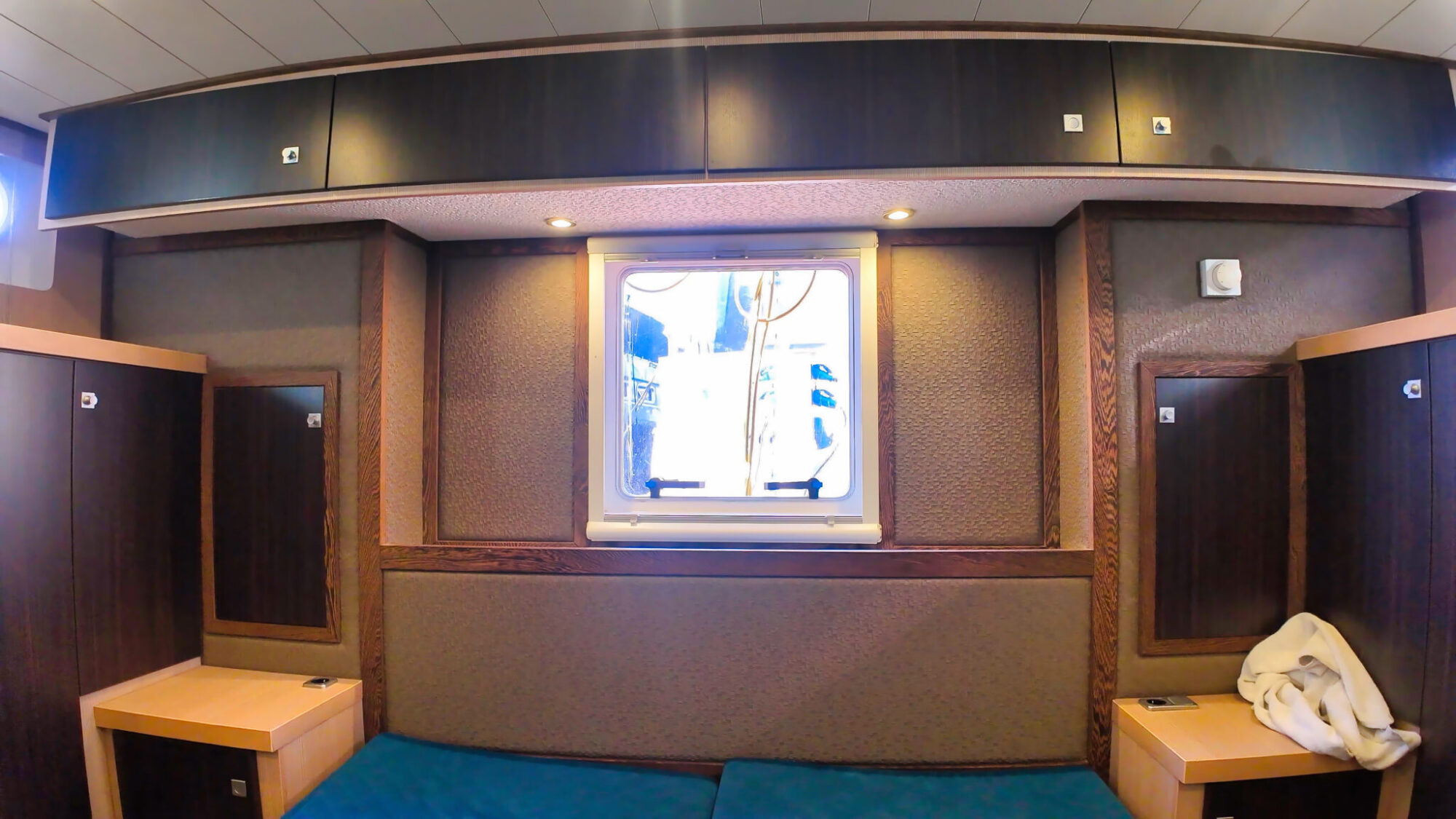 Aventura 43 AK Cabrio — foto 27 van 44