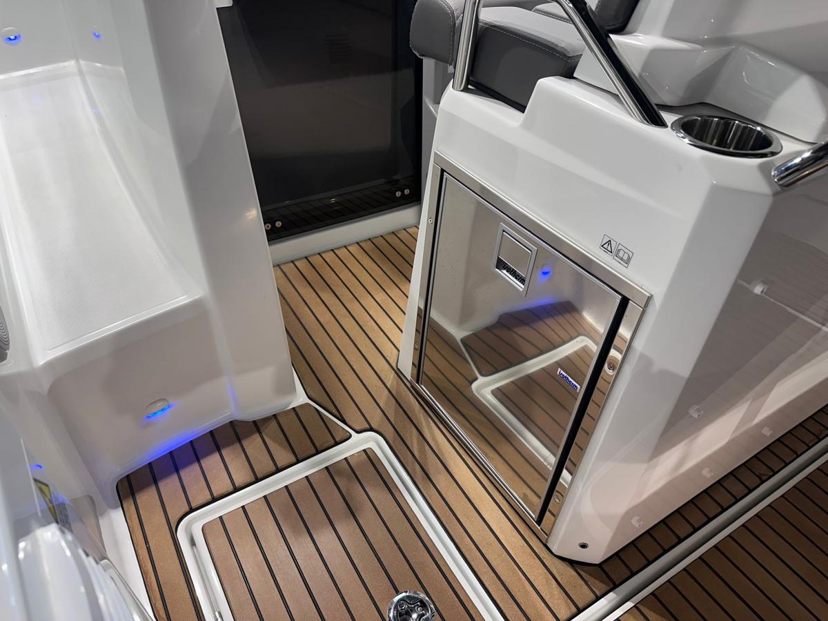 Jeanneau Cap Camarat 7.5 WA Serie 3 — foto 15 van 16