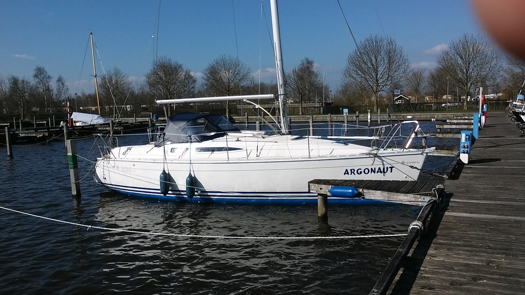 Yanmar Jeanneau - Sailing Yacht - GRP (Polyester) - 1999 - € 35.000 — foto 1 van 11