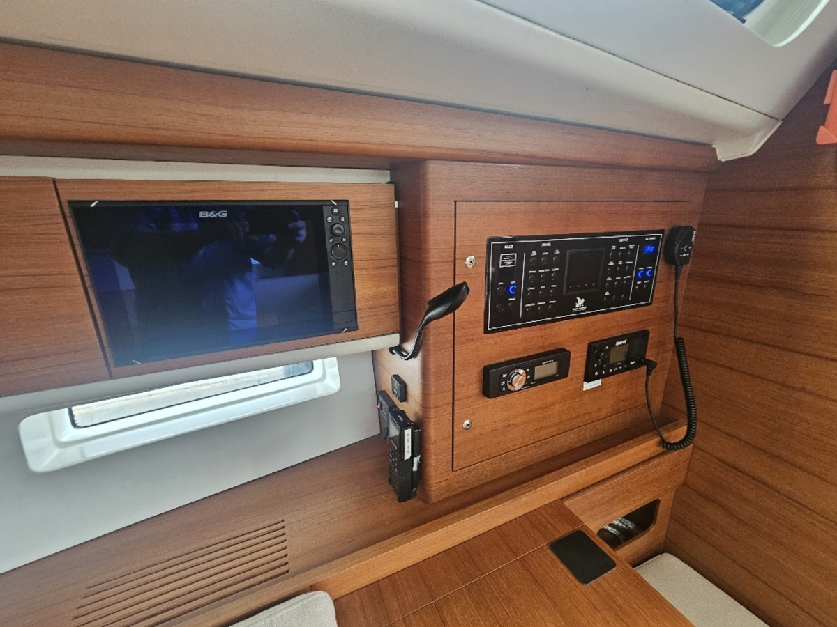 Italia Yachts 12.98 — foto 6 van 38