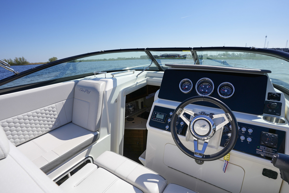 Sea Ray Sundancer 265 — foto 39 van 66