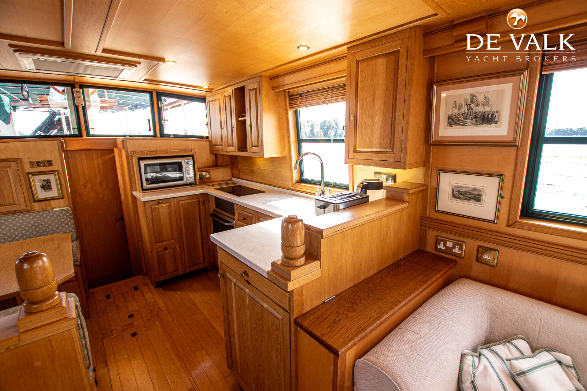 Luxe motor 20 m — foto 24 van 38
