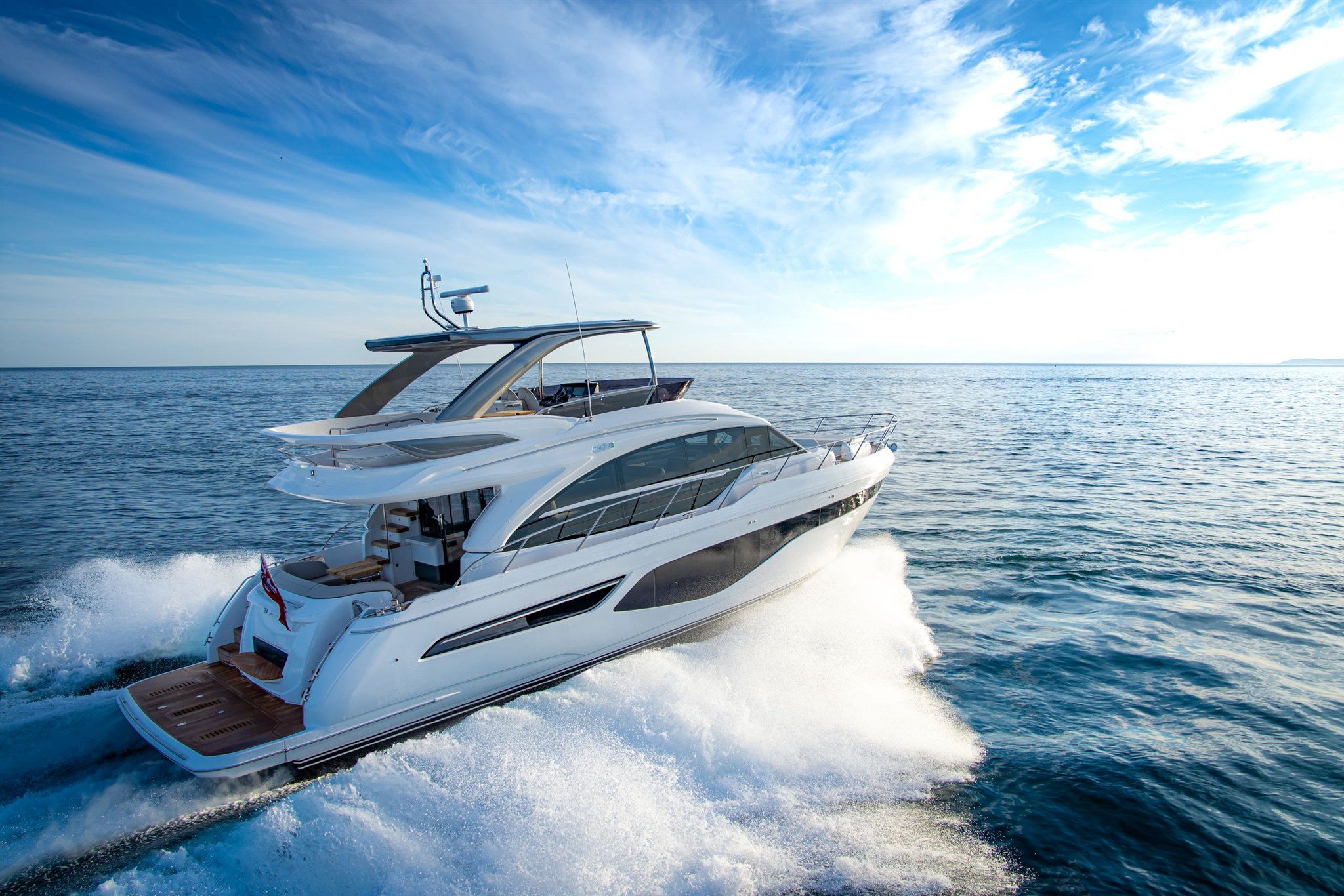 Princess F62 (2020) — foto 3 van 11