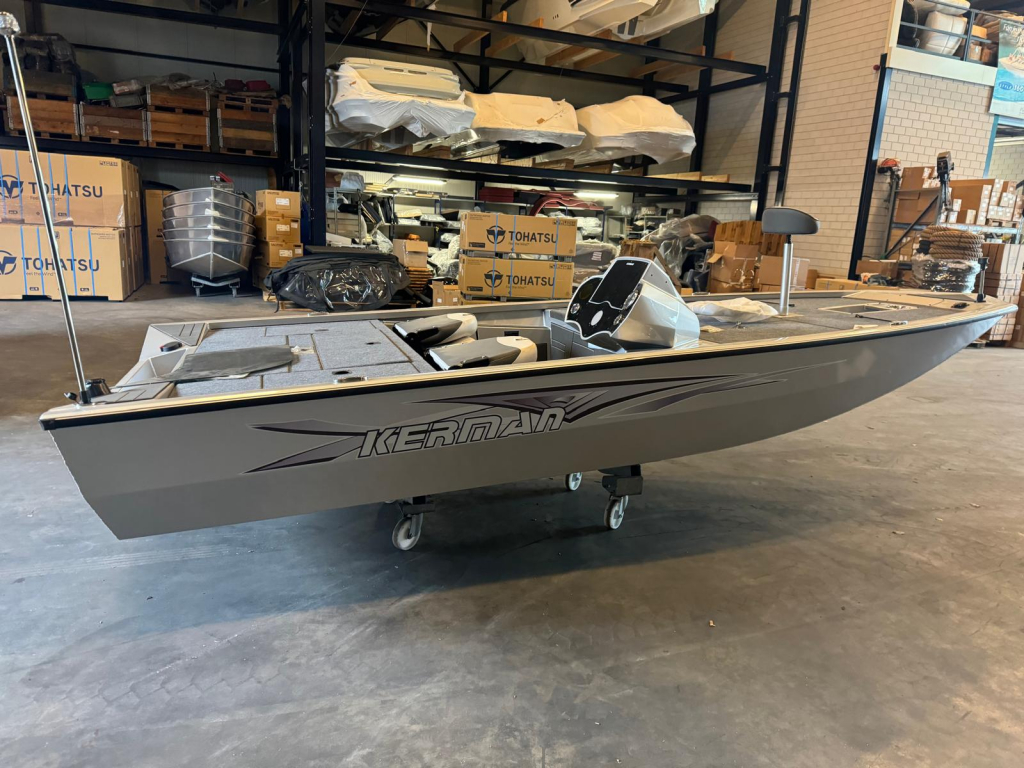 Kerman K498 visboot — foto 1 van 6