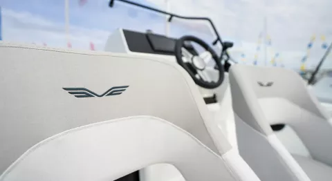 Beneteau Flyer 7 Sundeck | Samenstellen vanaf €39.783,- — foto 9 van 9