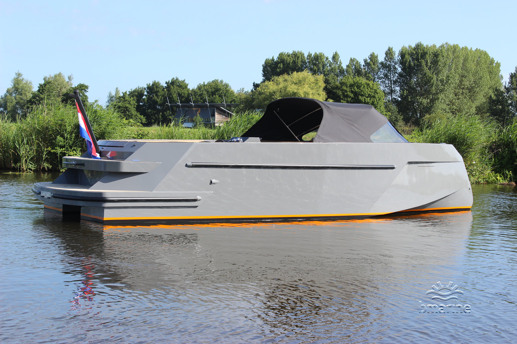 Elite 717 Tender — foto 3 van 34