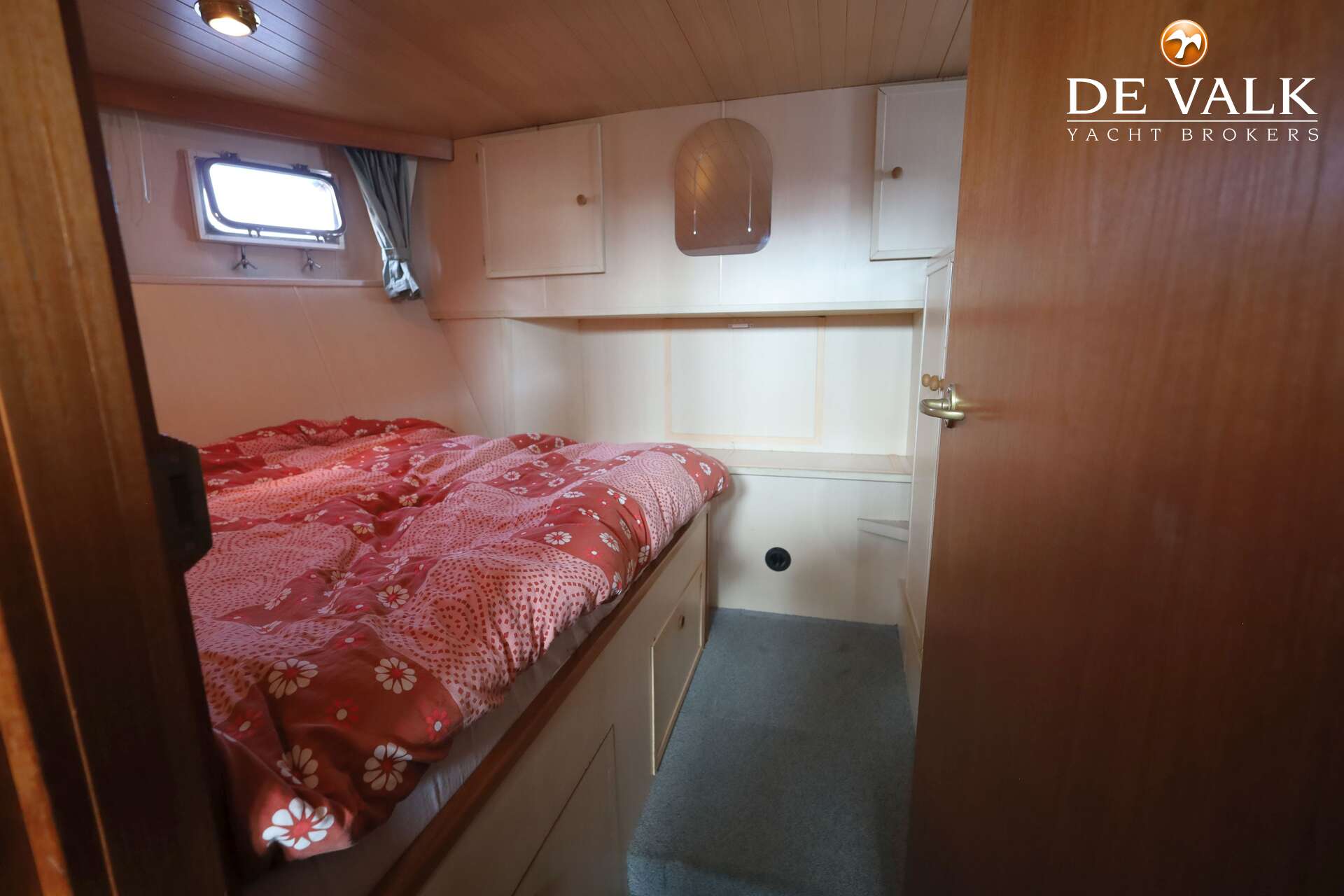 Monty Bank 10.50 — foto 33 van 40