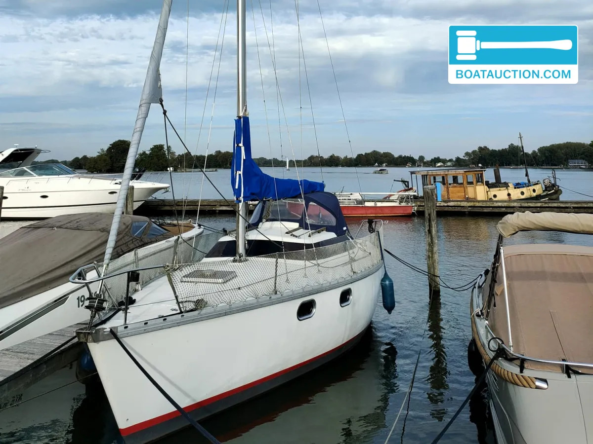 Jeanneau Fantasia 27 nu in de online veiling. — foto 32 van 33