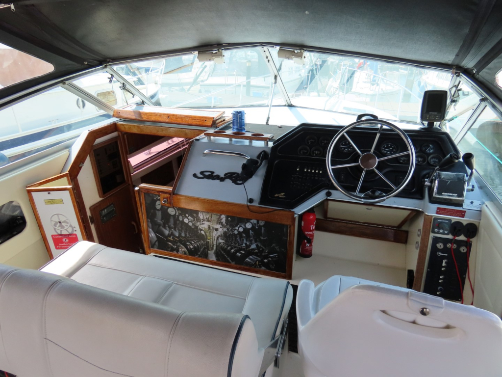 Sea Ray 270 Sundancer — foto 3 van 23