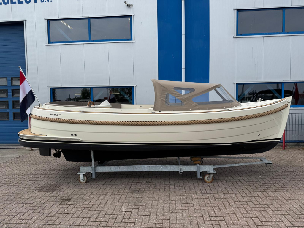 Maril 6NXT met Vetus 42pk