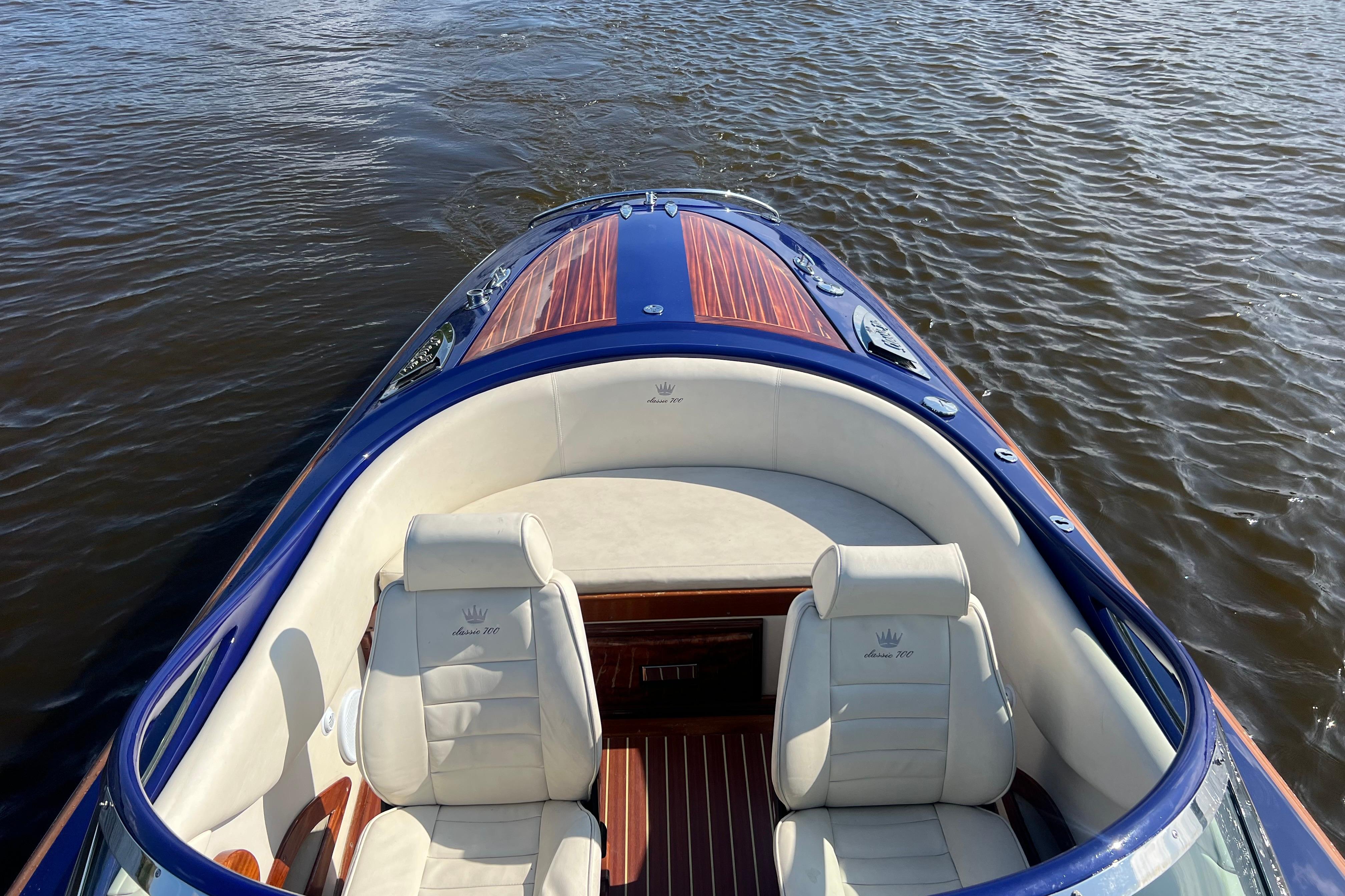 Kral 700 Classic — foto 12 van 22