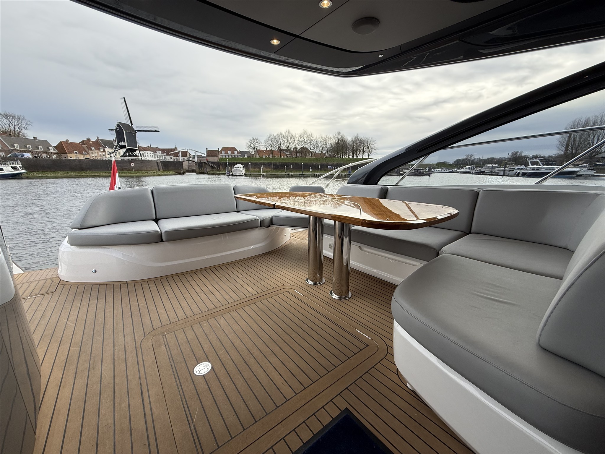 Princess V55 (2024) — foto 9 van 11