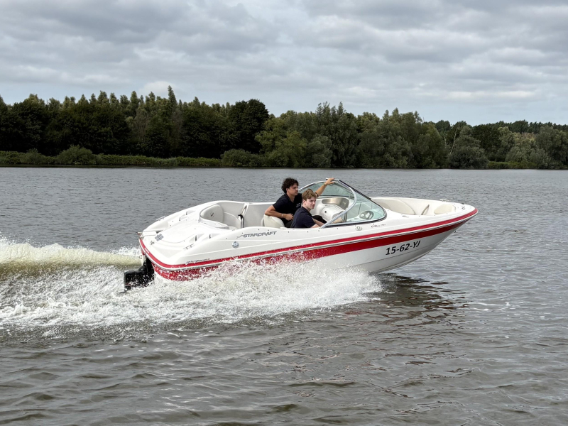 Starcraft G star 1700 met 3.0 Mercruiser & trailer