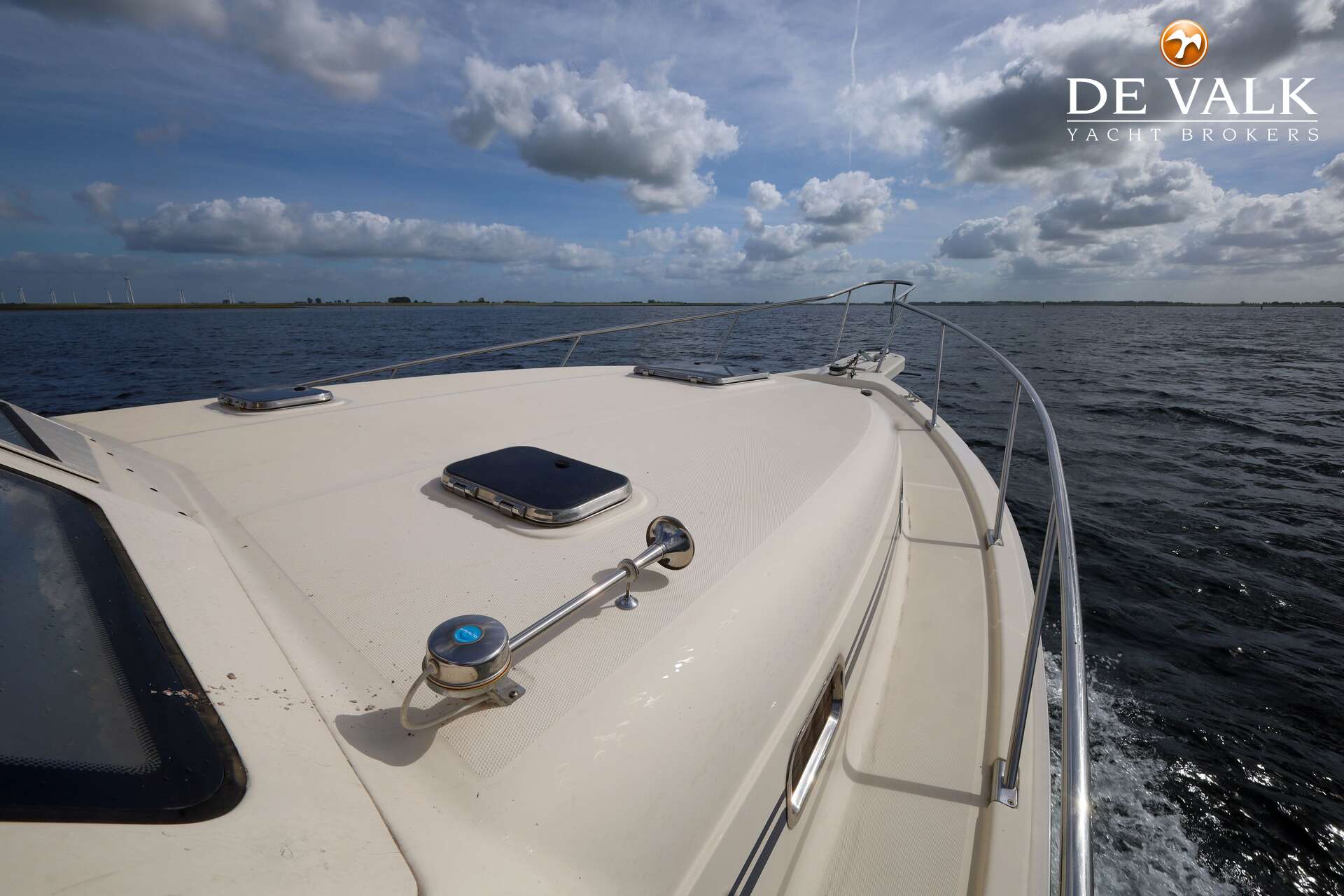 Mainship 34 Rumrunner II — foto 8 van 41