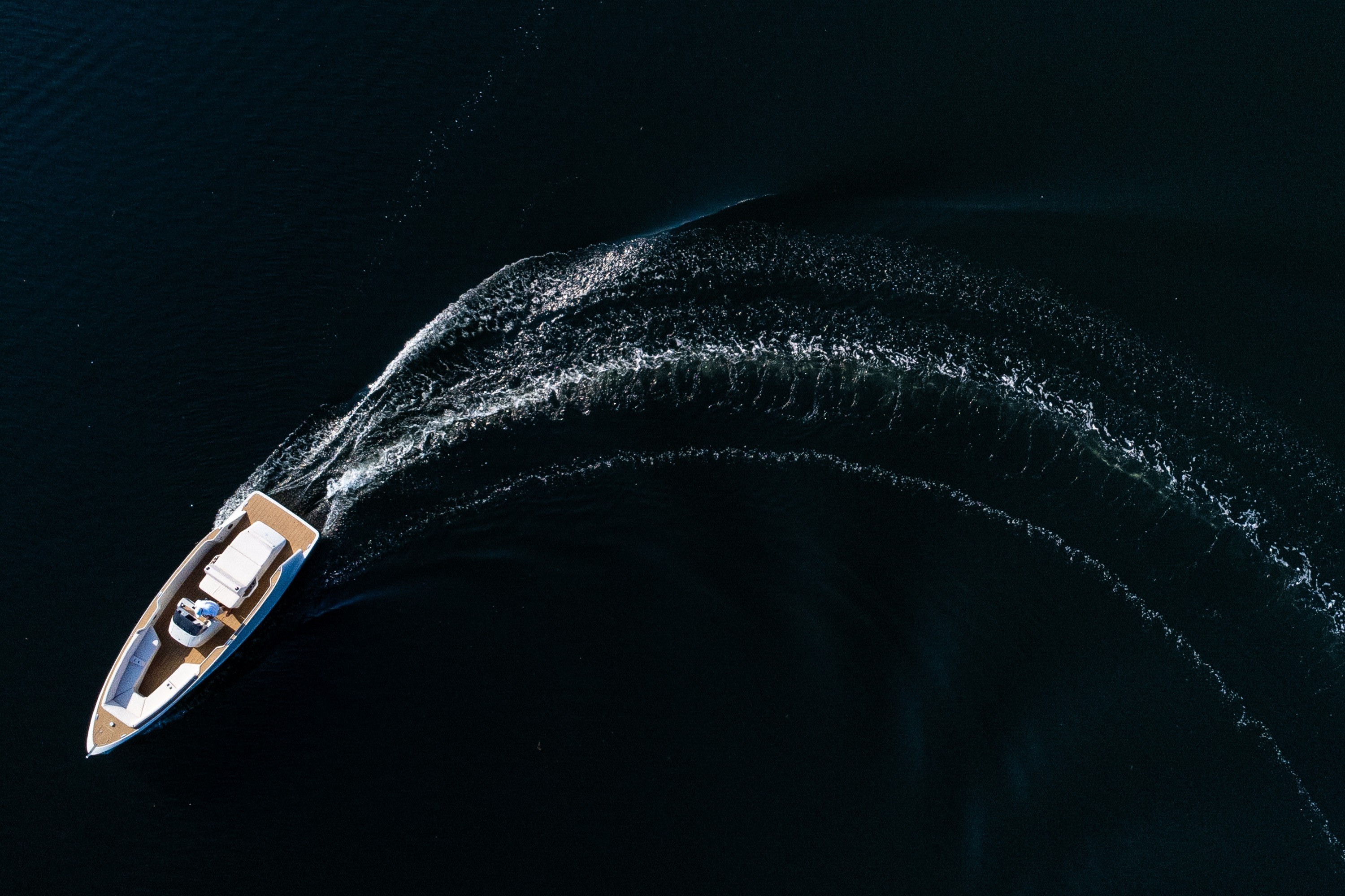 Tender Esea F800 — foto 5 van 35