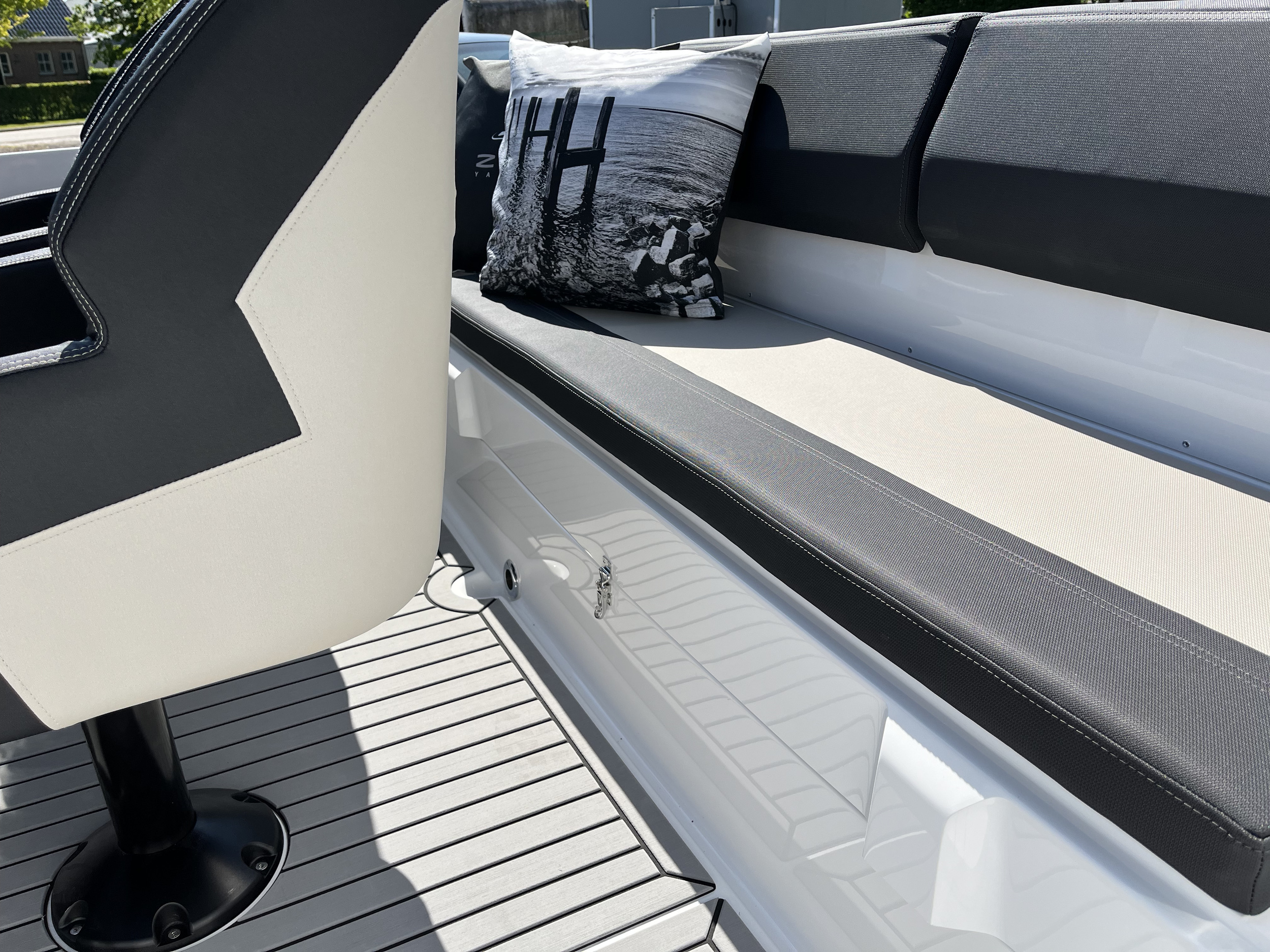 Finnmaster S5 consoleboot — foto 8 van 12