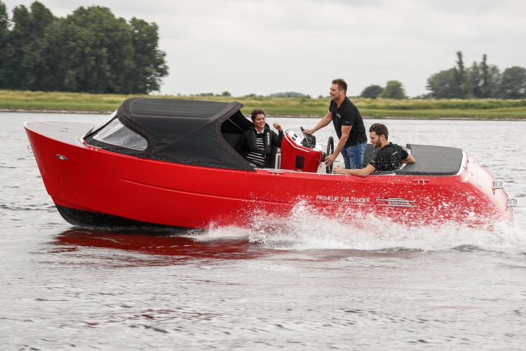 Primeur 710 tender DE GROOTSTE SLOEPENSHOWROOM VAN NEDERLAND — foto 13 van 16