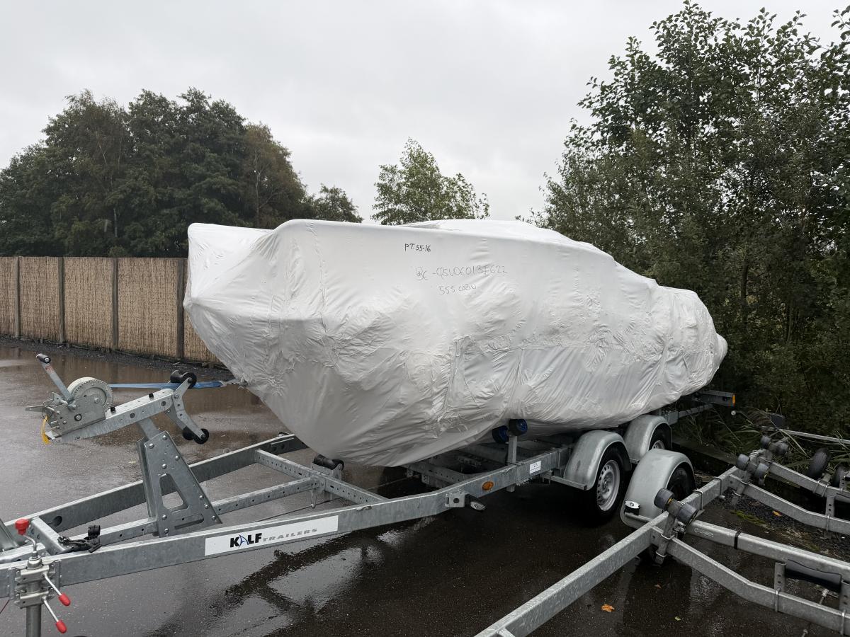 Quicksilver 555 Cabin — foto 1 van 1