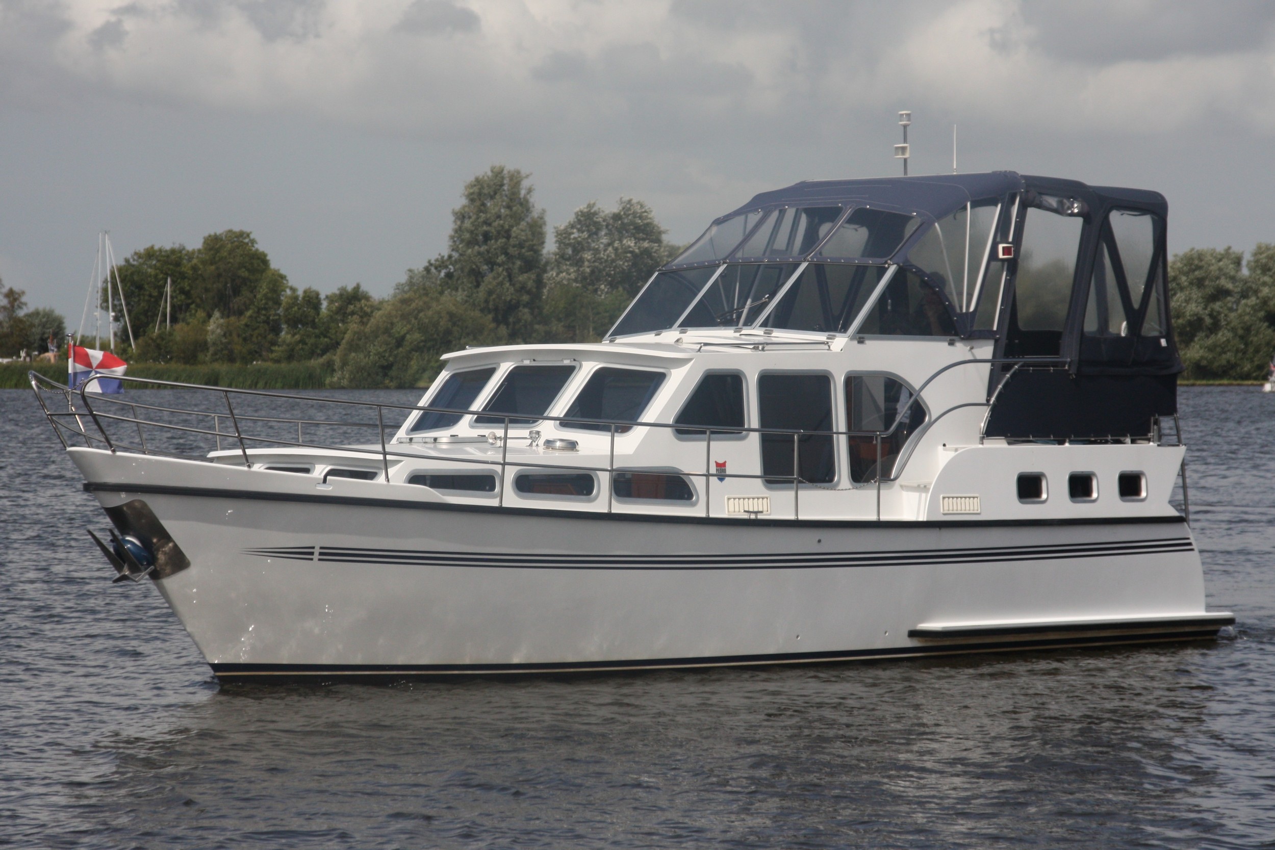 Pedro 35 Skiron