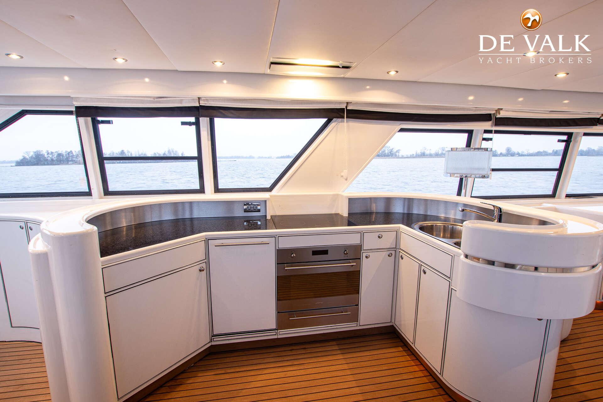Van der Valk Explorer 25M — foto 22 van 43