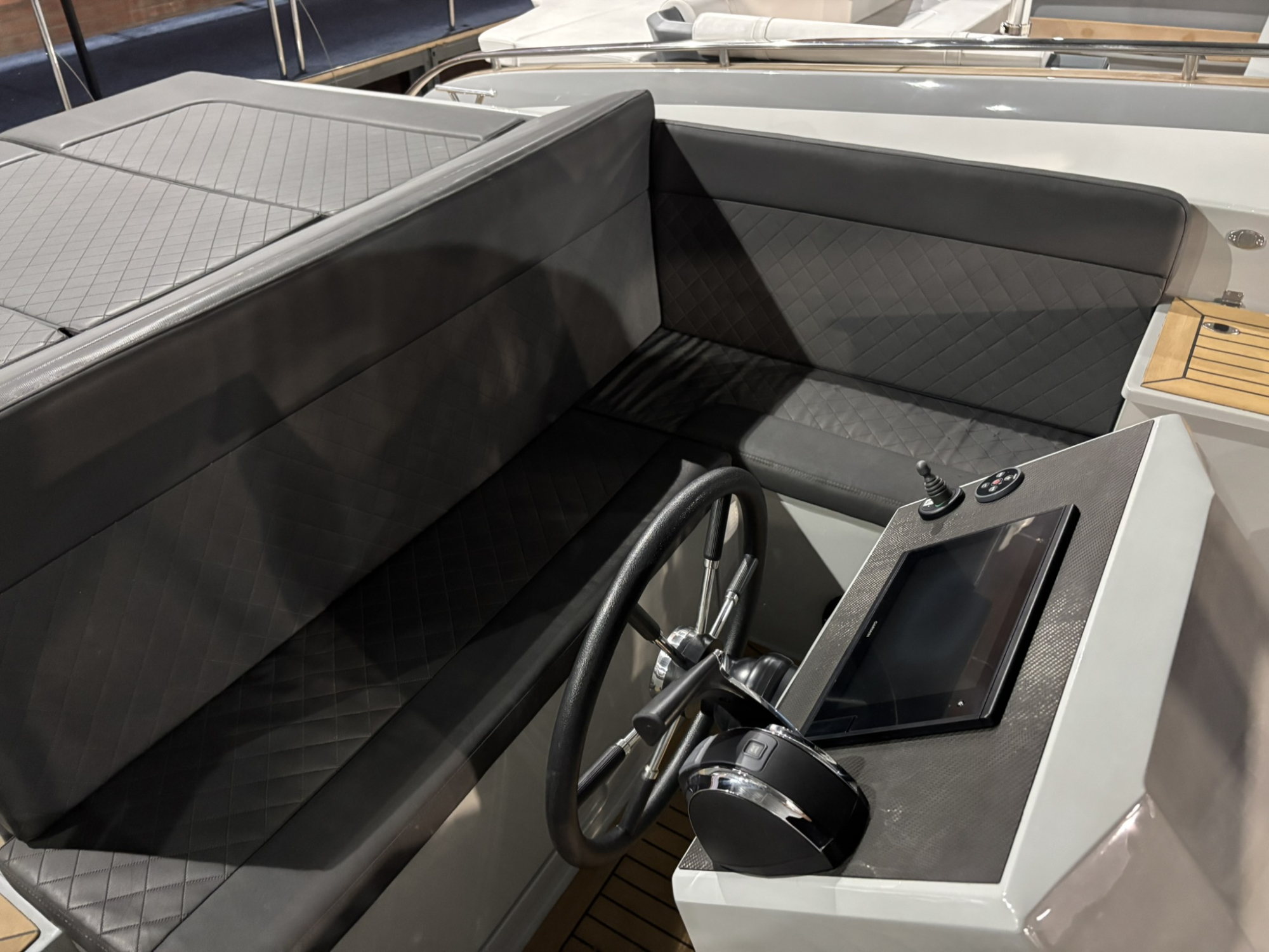 Maxima Boats 840 met Mercury 350 pk bouwjaar 2020 — foto 15 van 23