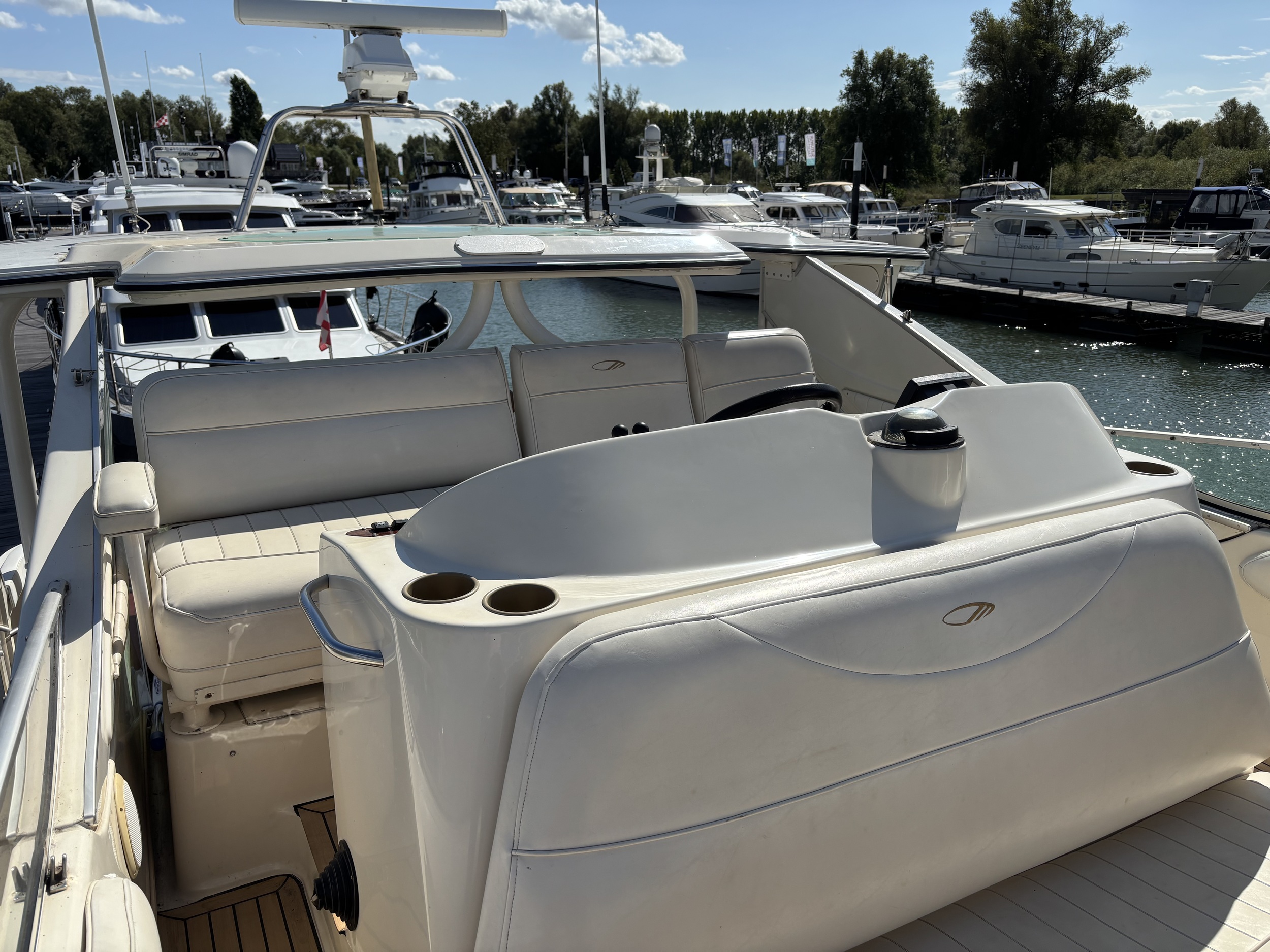 Maxum 4100 SCA — foto 5 van 35