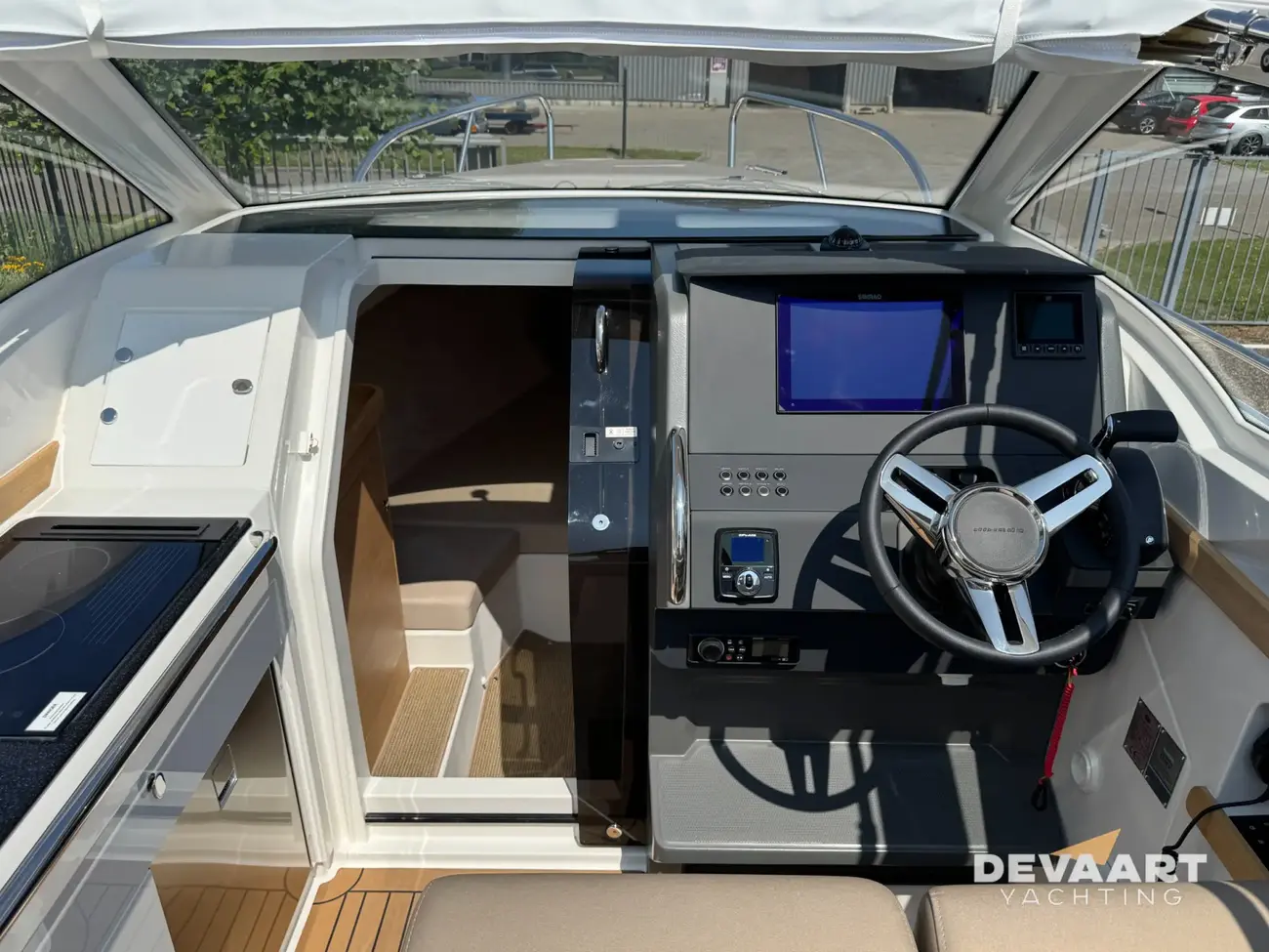 Nimbus W9 — foto 4 van 26
