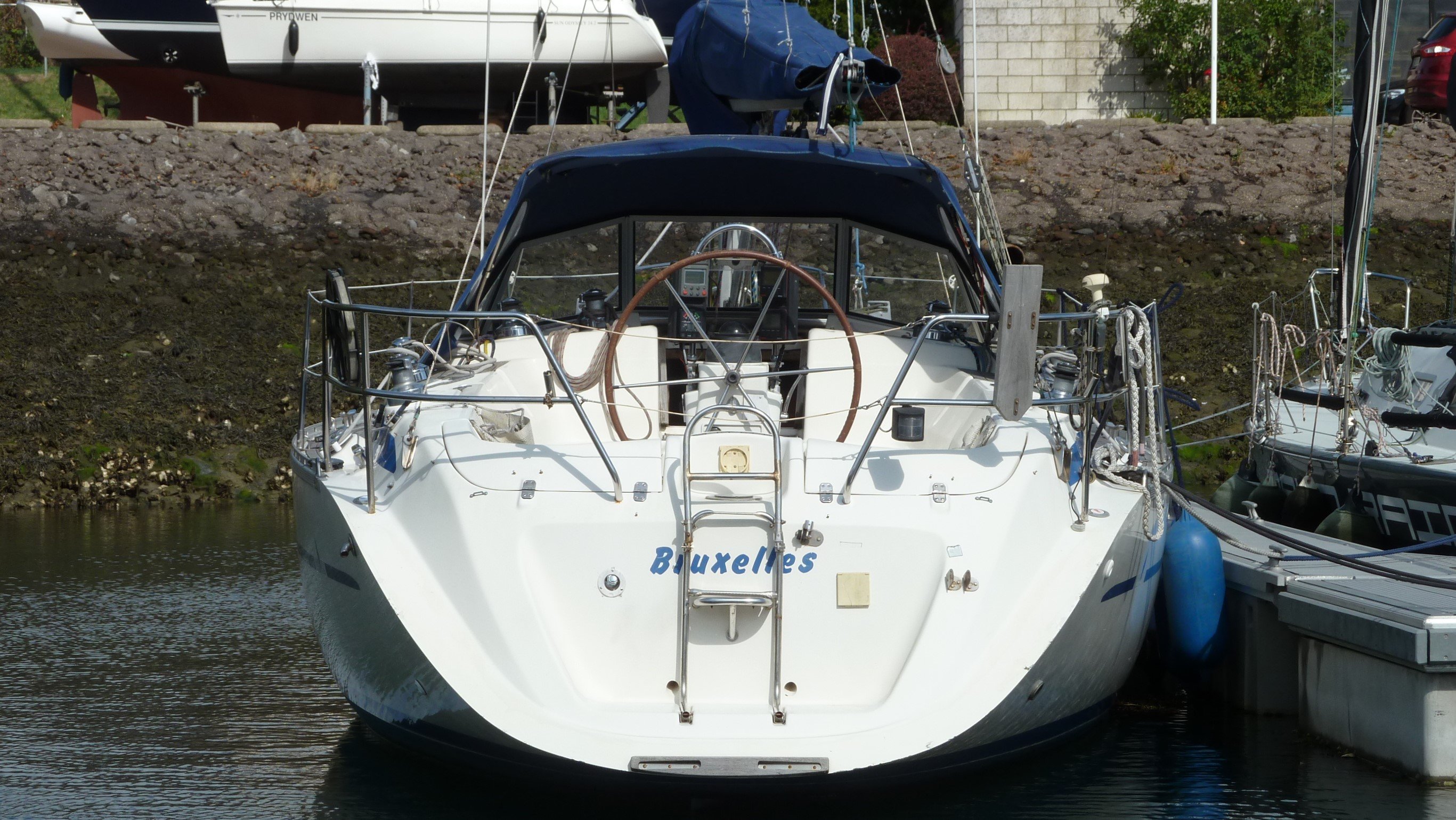 Bavaria 350 Lagoon — foto 6 van 12
