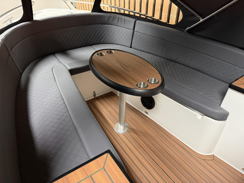 Clever 60 Deluxe 40pk Honda Nieuw — foto 10 van 12