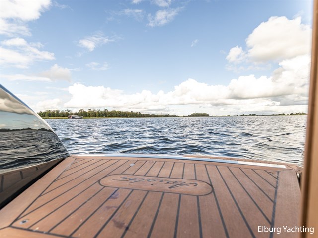 Waterspoor 717 Aviator — foto 28 van 48