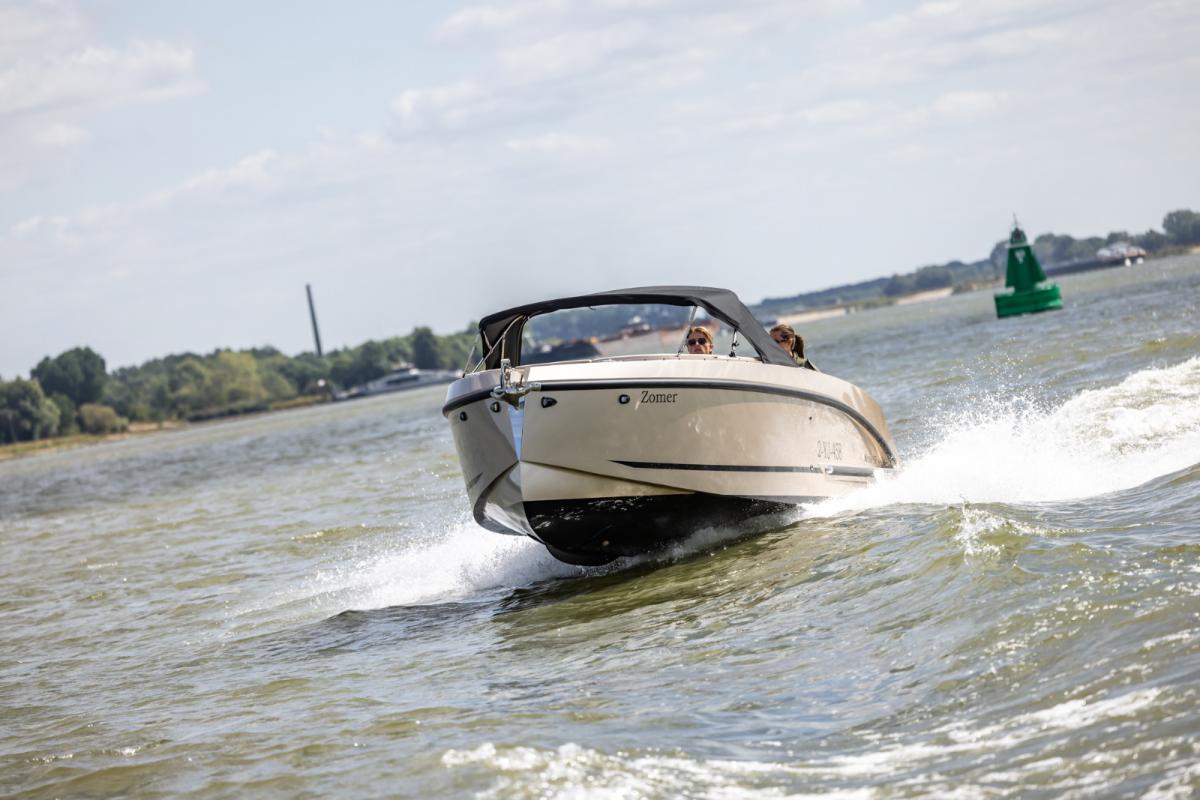Maxima 580 Sport Lounge — foto 2 van 12