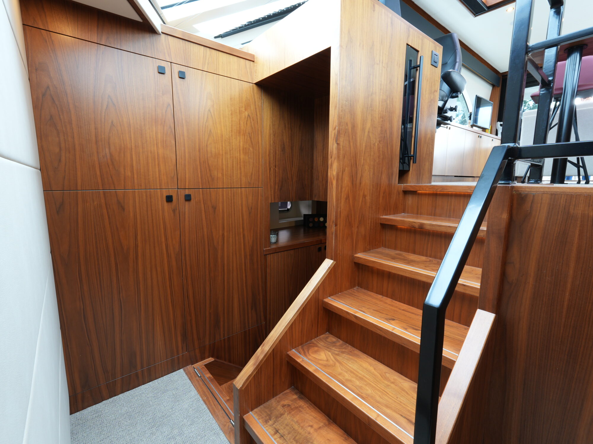 Van den Hoven Executive 15.00 MK II — foto 46 van 70